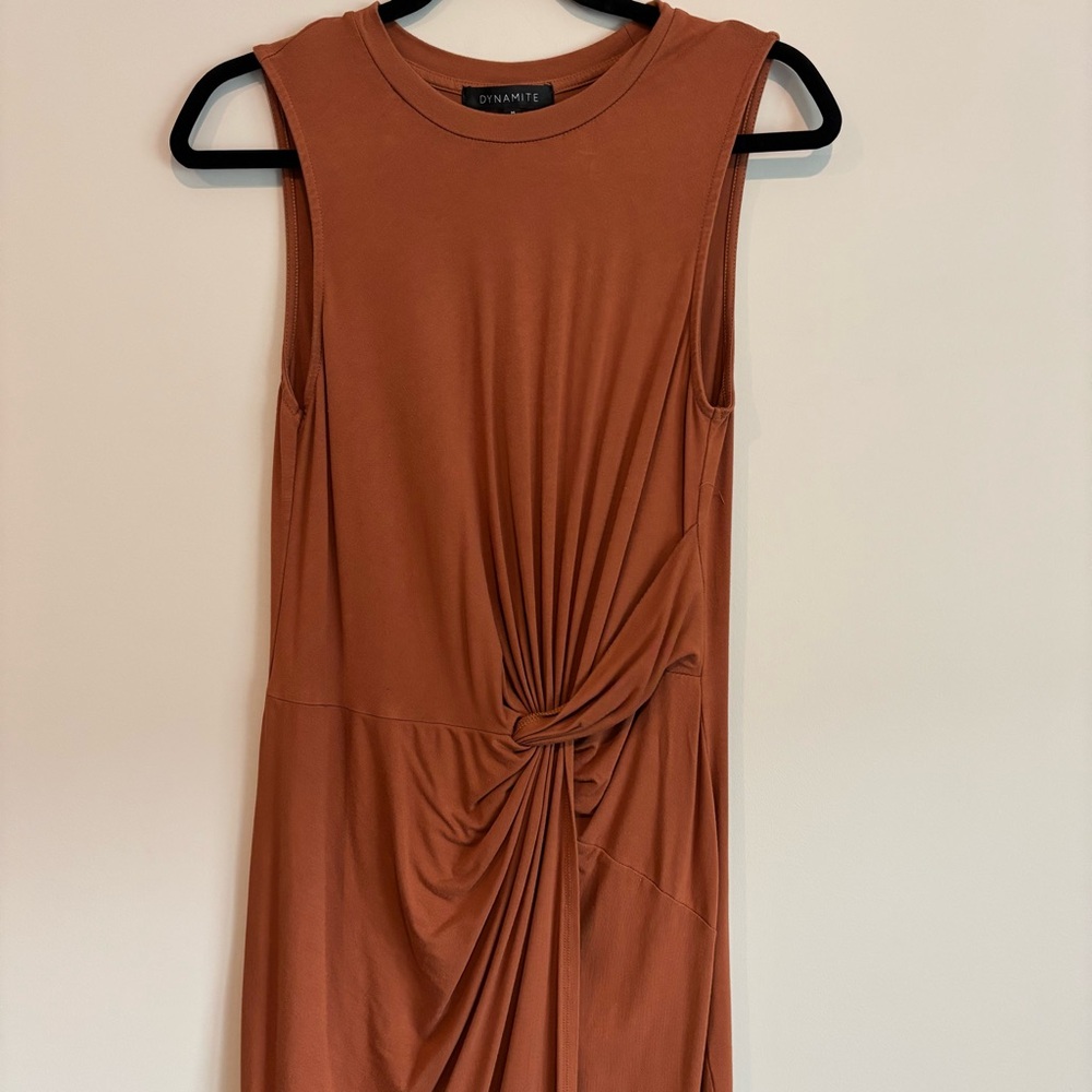 Dynamite Women's Terracotta Knot Midi Dress